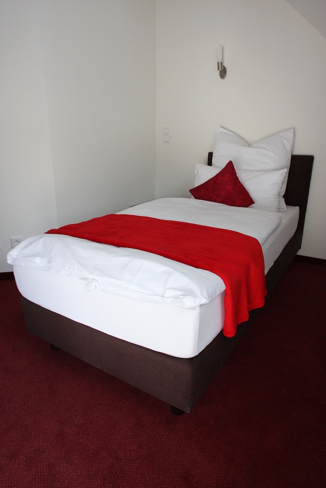 Hotel Gemini 12