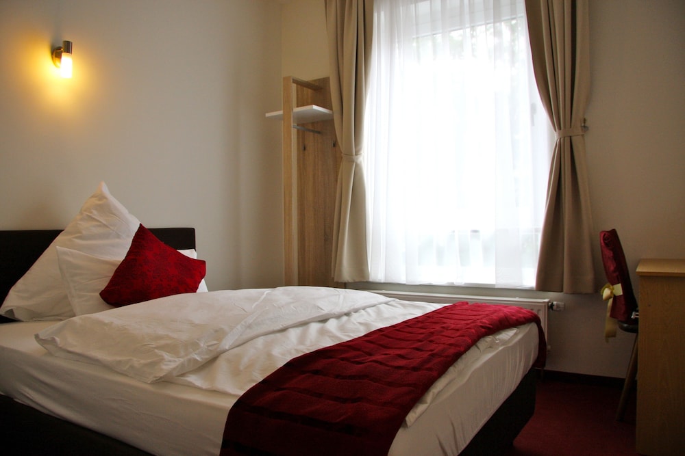 Hotel Gemini 9
