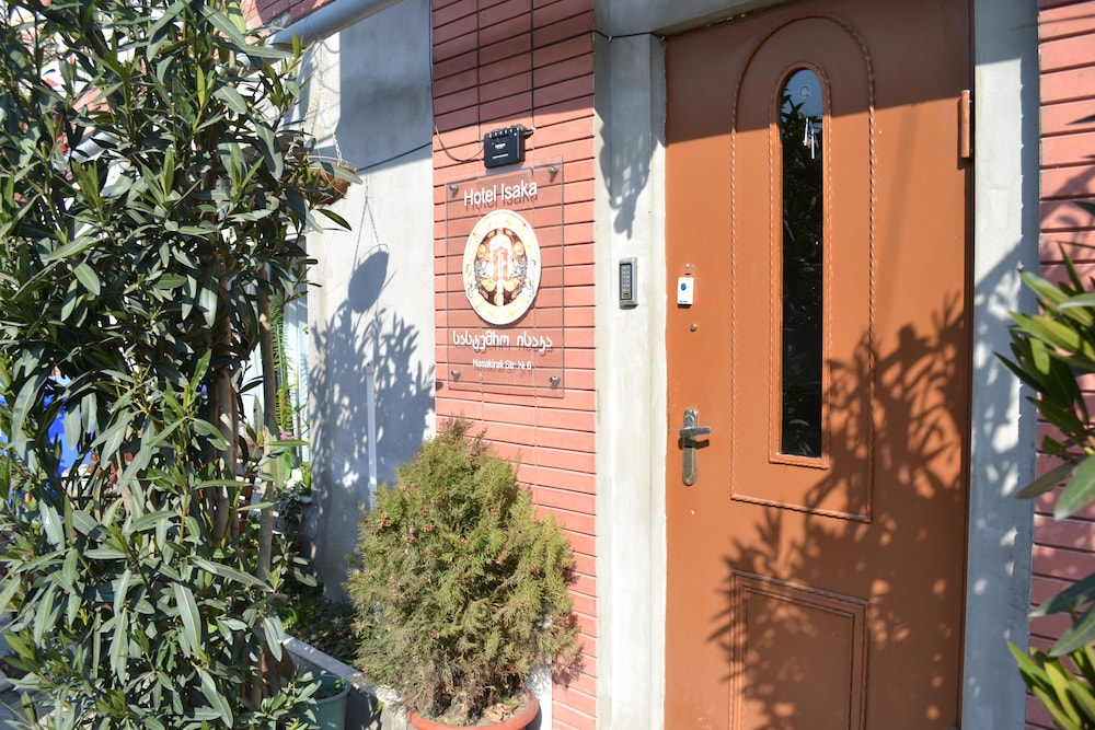 Hotel Isaka 2