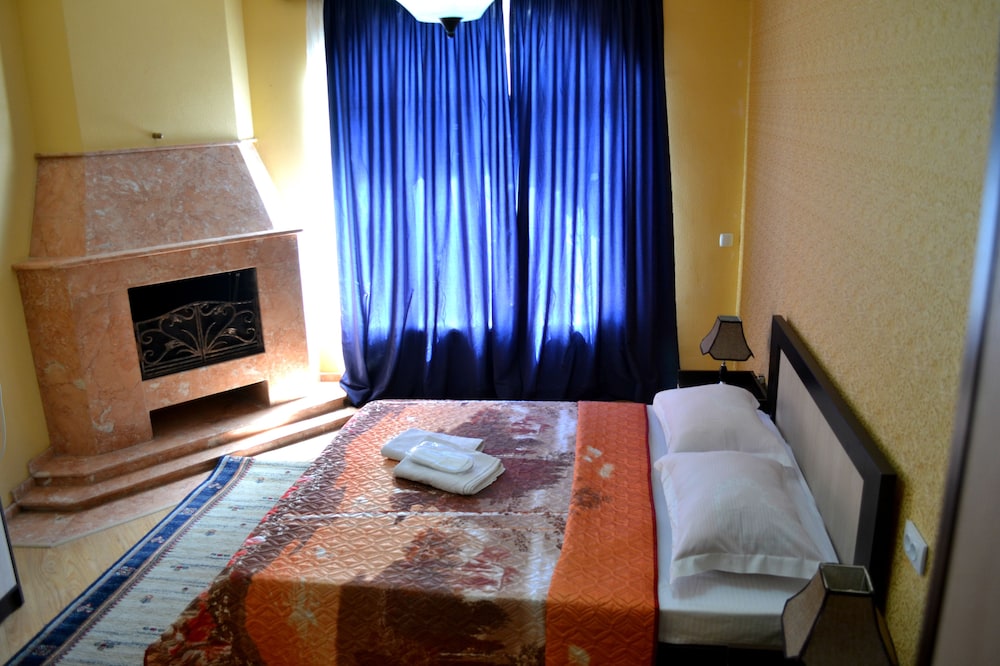Hotel Isaka 21