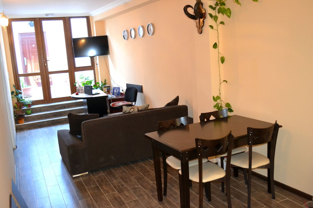Hotel Isaka 8