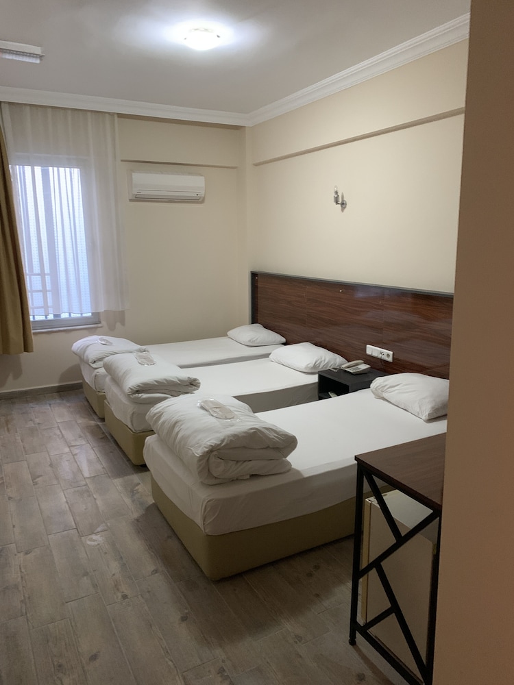 Marka Hotel 6