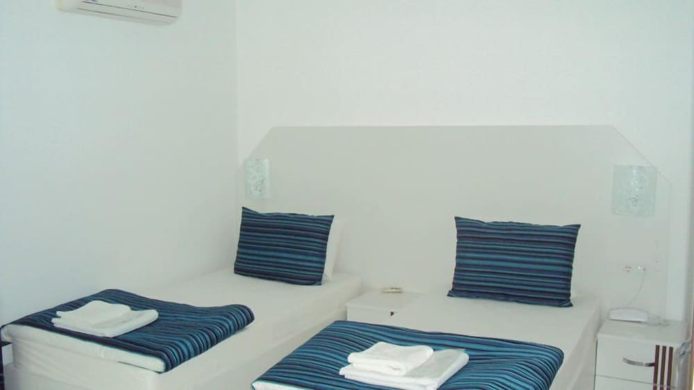 Teos Hotel 6