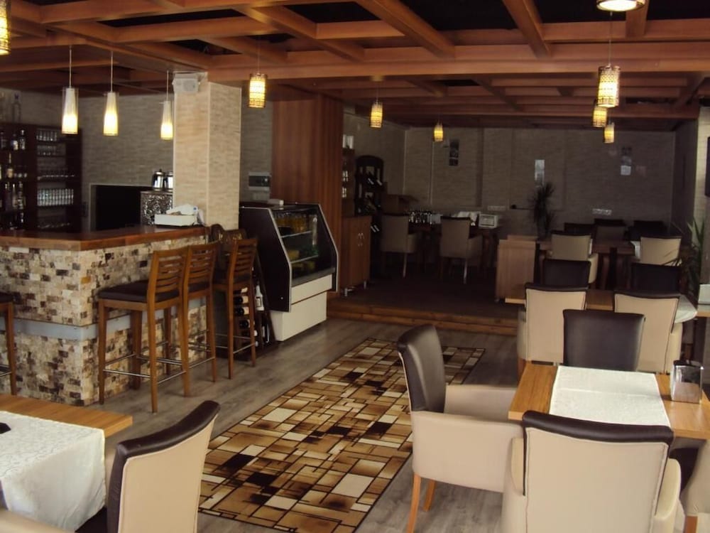 Teos Hotel 11