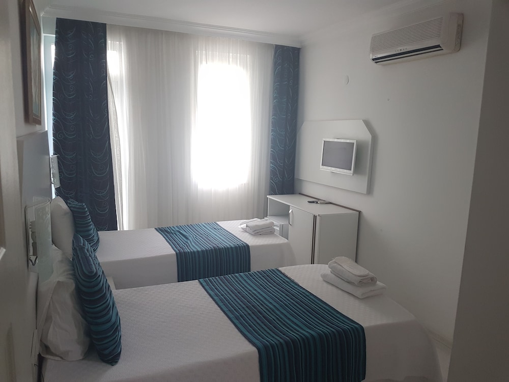Teos Hotel 4