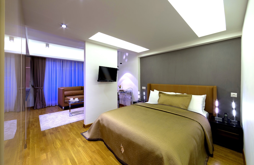 The Place Hotel 5