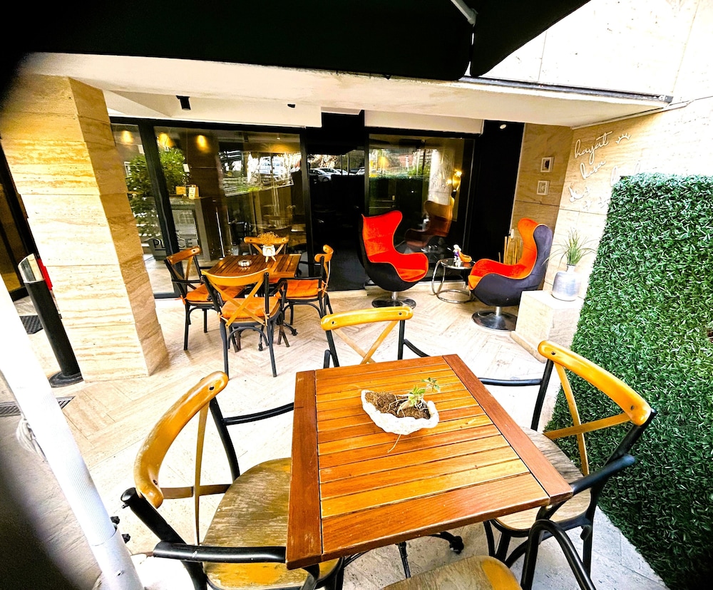 The Place Hotel 14