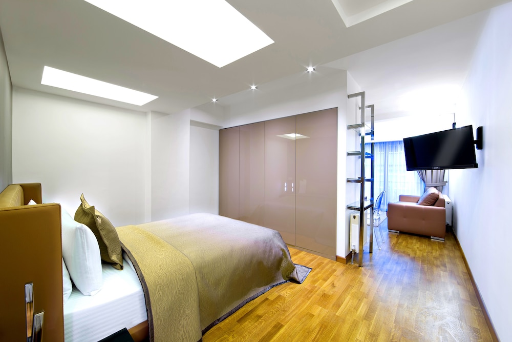 The Place Hotel 6