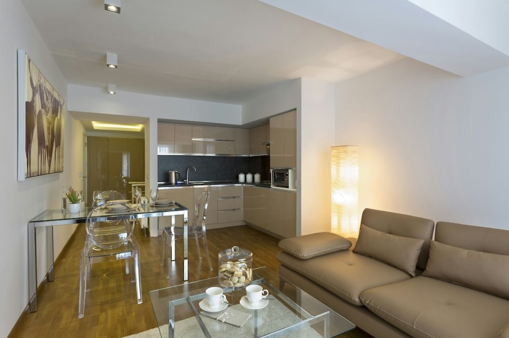 The Place Hotel 20