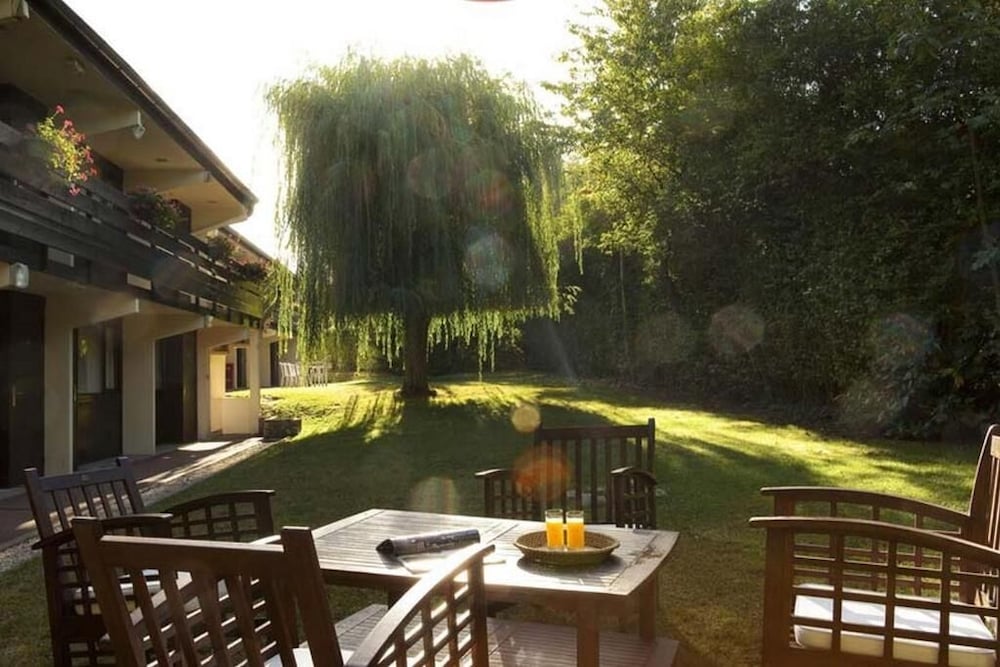 Hotel Pavillon des Gatines 17