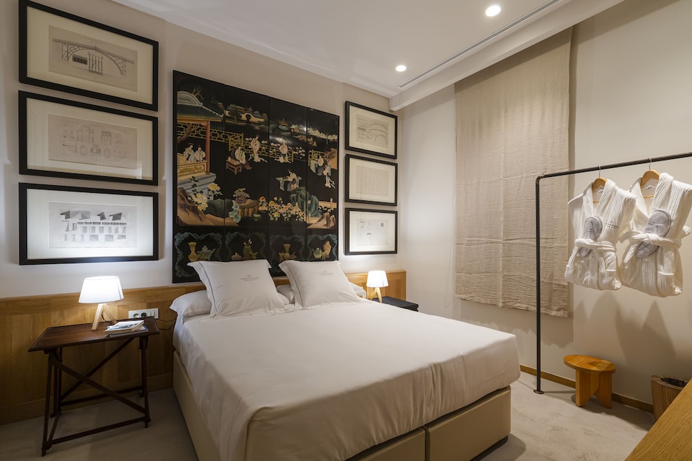 Hotel Margot House 19