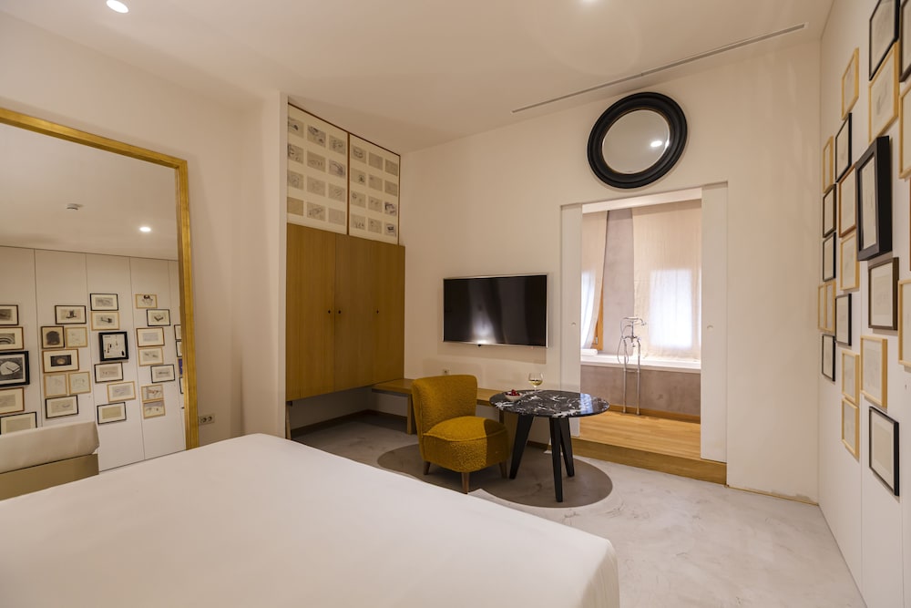 Hotel Margot House 12
