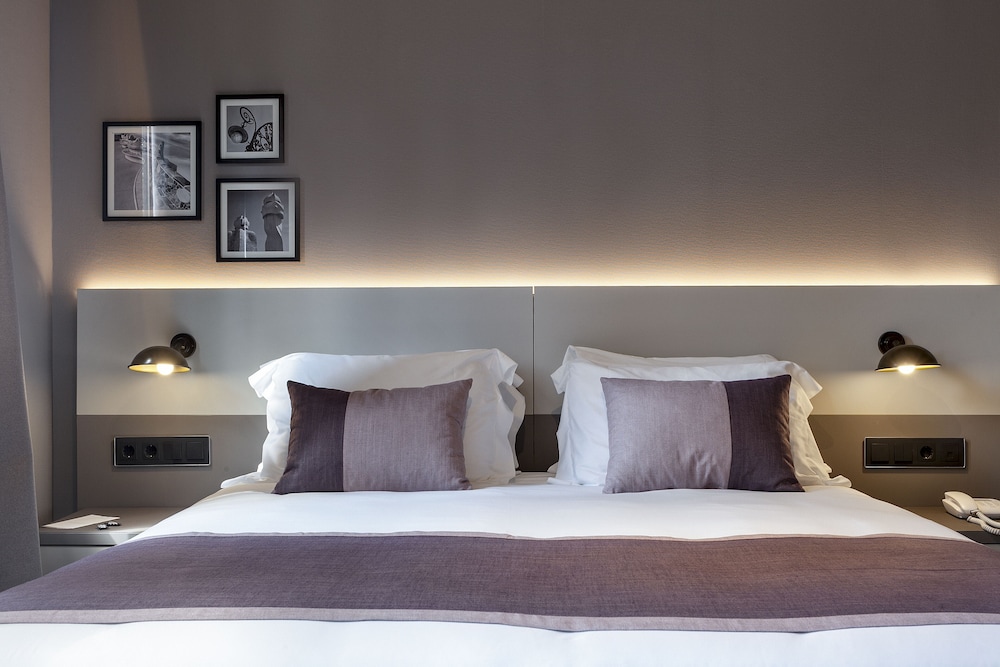 Hotel Upper Diagonal 15