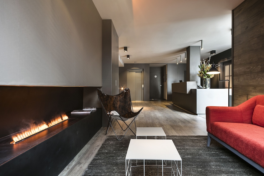 Hotel Upper Diagonal 21