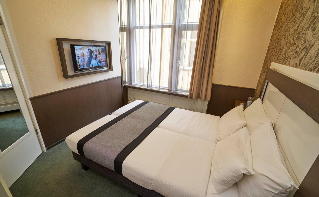 Hotel The Bird 24