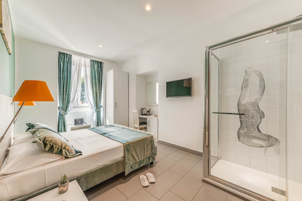 Trevi Palace Hotel 11