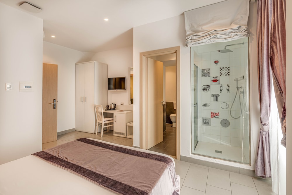 Trevi Palace Hotel 20