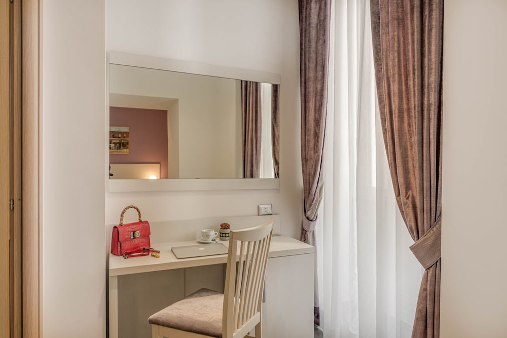 Trevi Palace Hotel 15