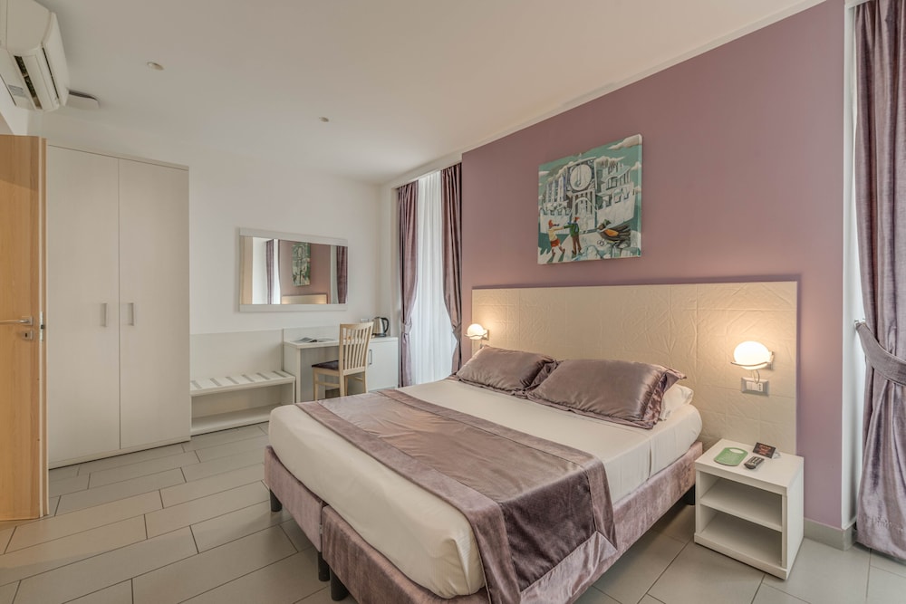 Trevi Palace Hotel 16
