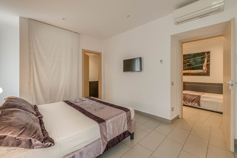 Trevi Palace Hotel 17