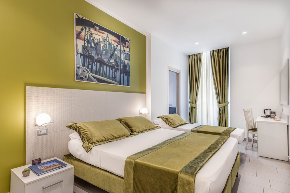 Trevi Palace Hotel 21