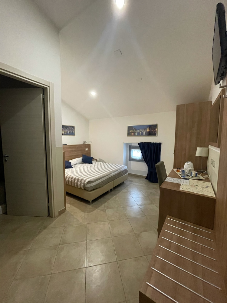 Hotel Montecarlo 17