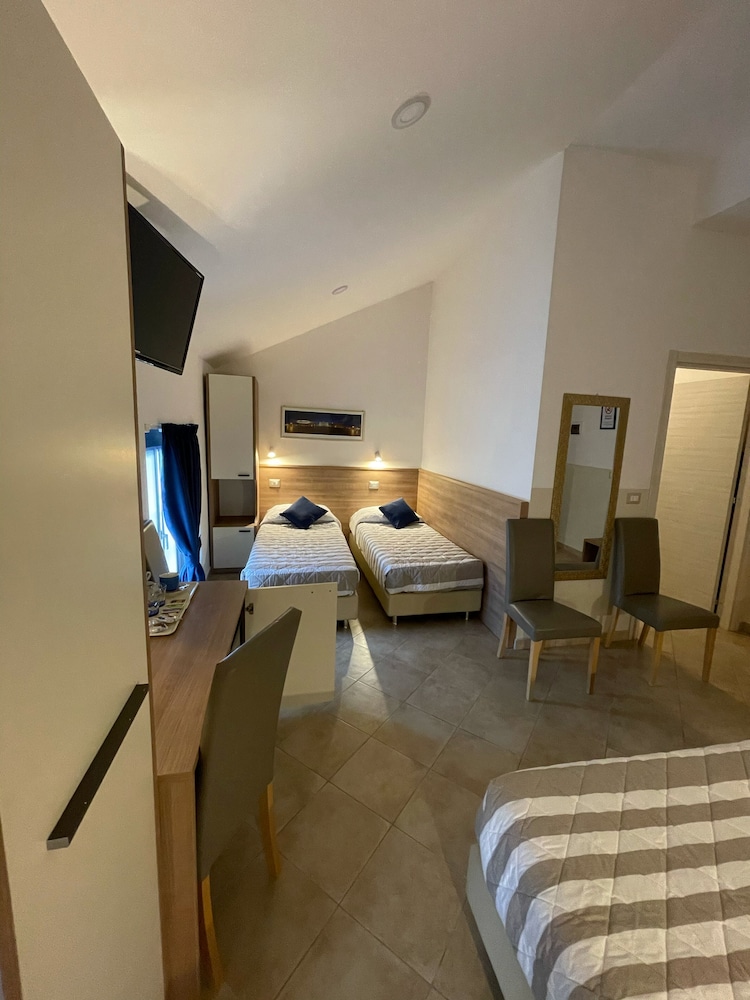 Hotel Montecarlo 11