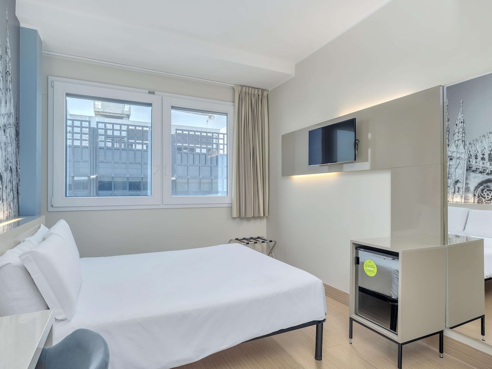 B&B HOTEL Milano Cenisio Garibaldi 13