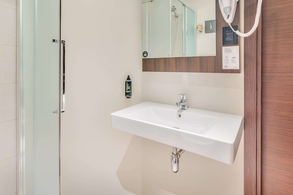 B&B HOTEL Milano San Siro 22