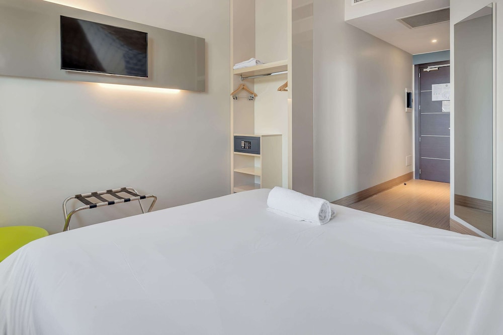 B&B HOTEL Milano San Siro 18