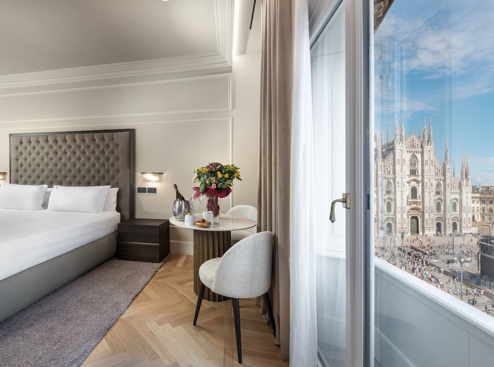 The Glamore Milano Duomo 10