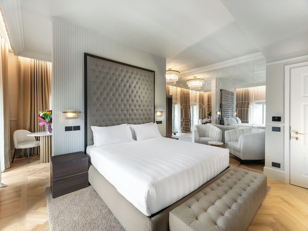 The Glamore Milano Duomo 16