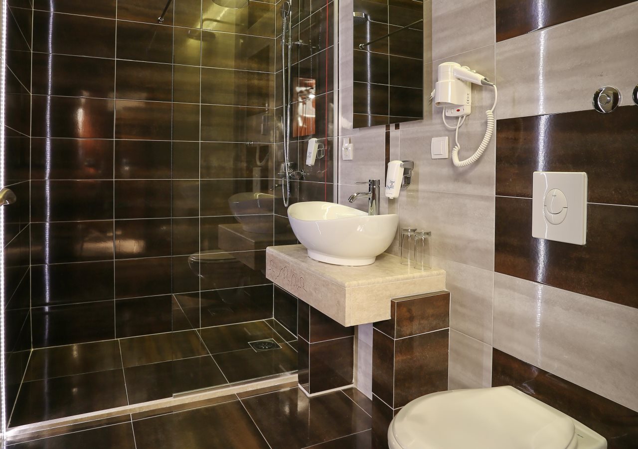 Hotel Theater Belgrade 5