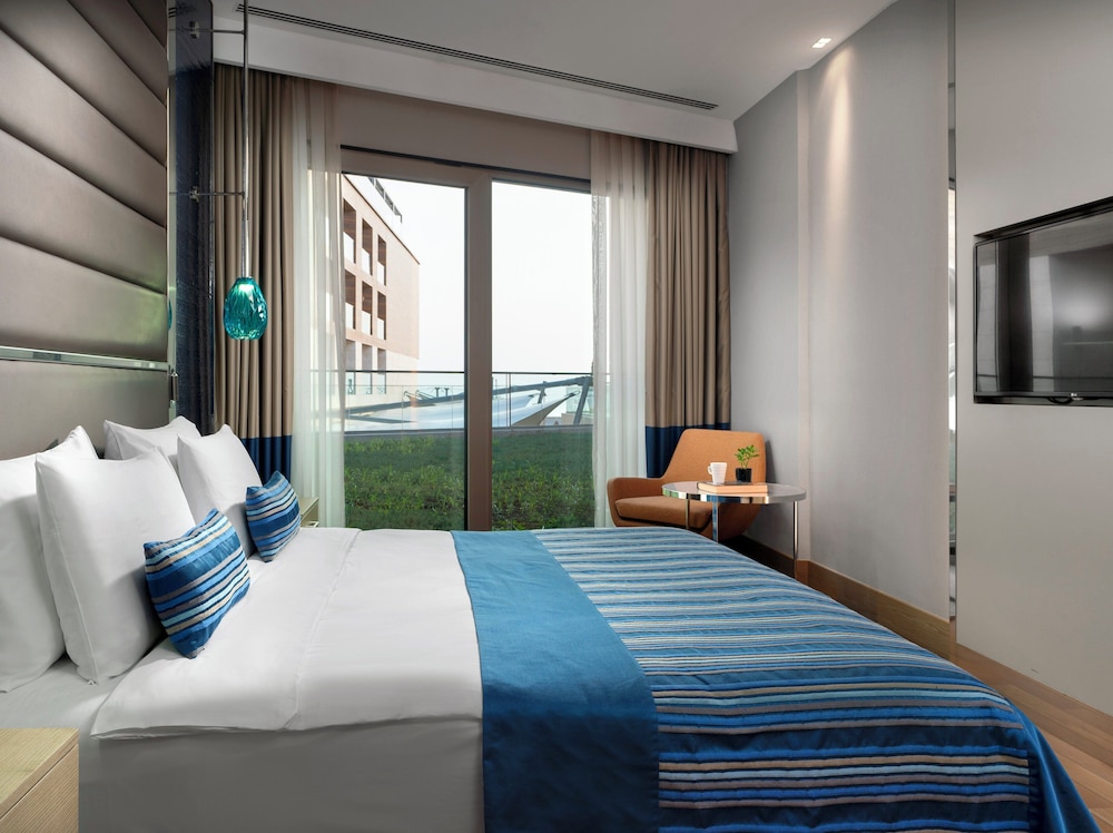 Crowne Plaza Istanbul Florya 23
