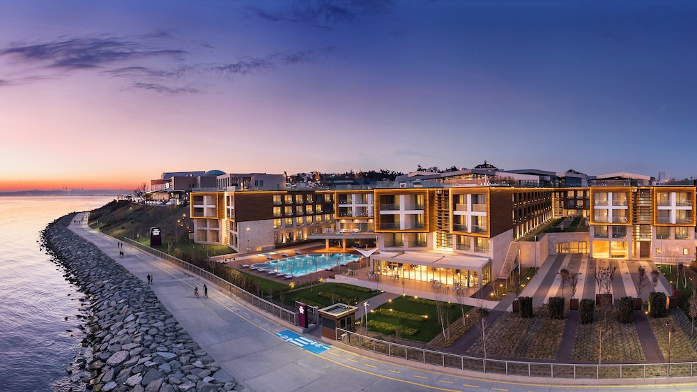 Crowne Plaza Istanbul Florya 1