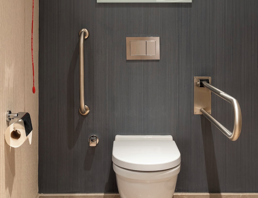 Crowne Plaza Istanbul Florya 9