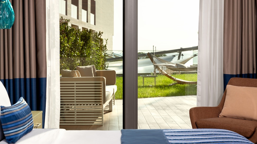 Crowne Plaza Istanbul Florya 6