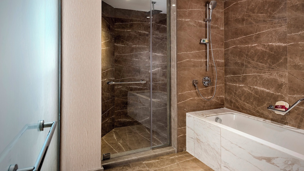 Crowne Plaza Istanbul Florya 15