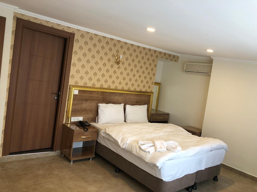 Hotel Real Life 10