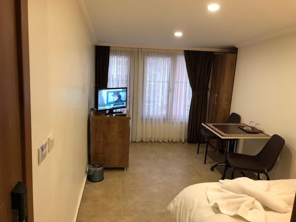 Hotel Real Life 13