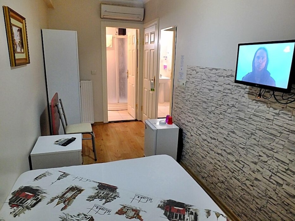 Kadikoy Port Hotel 13