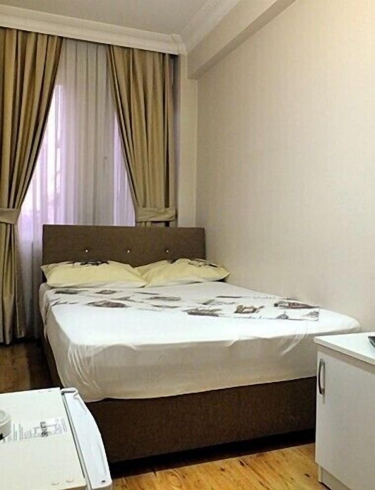 Kadikoy Port Hotel 10