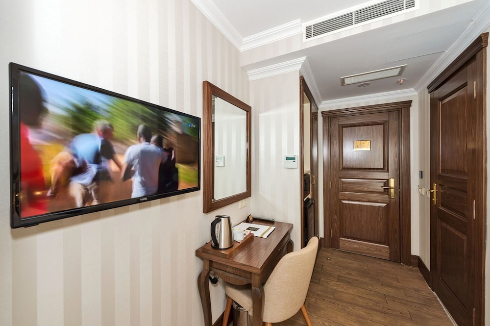 The Central Hotel 22