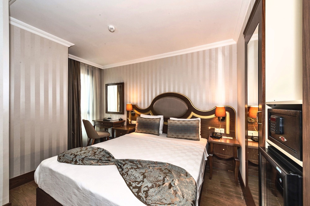 The Central Hotel 23