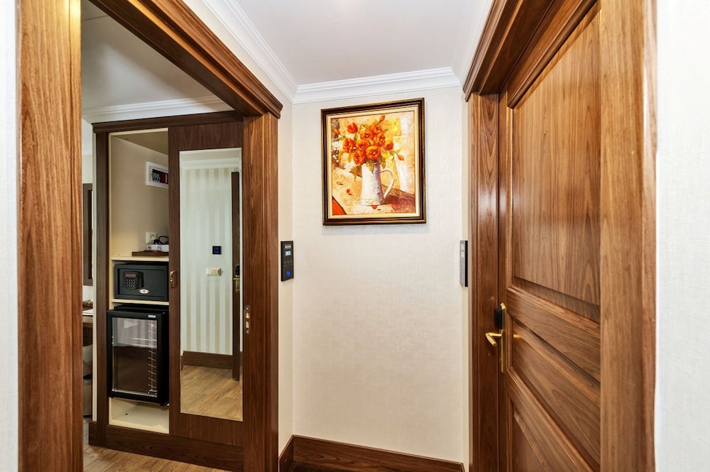 The Central Hotel 20