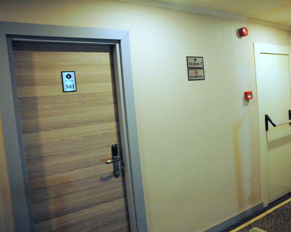 Sinem Hotel 22
