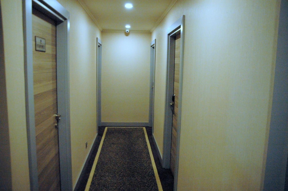Sinem Hotel 21