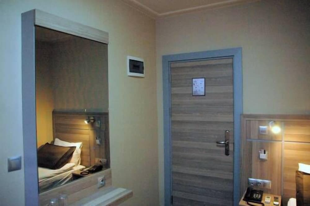 Sinem Hotel 5