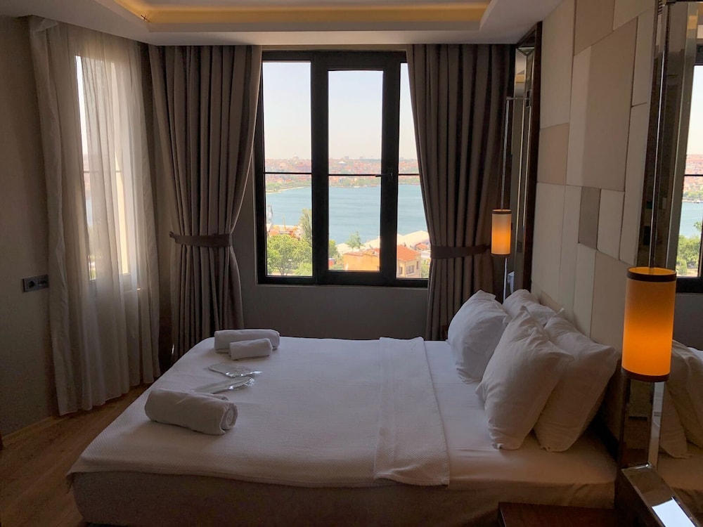 The Biancho Hotel Pera 23