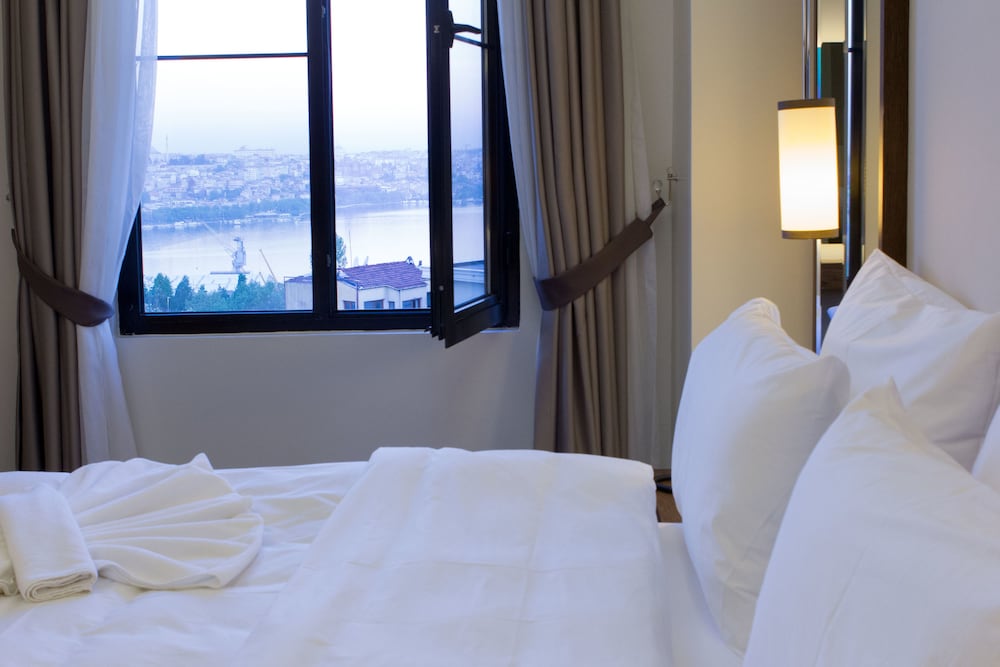 The Biancho Hotel Pera 22